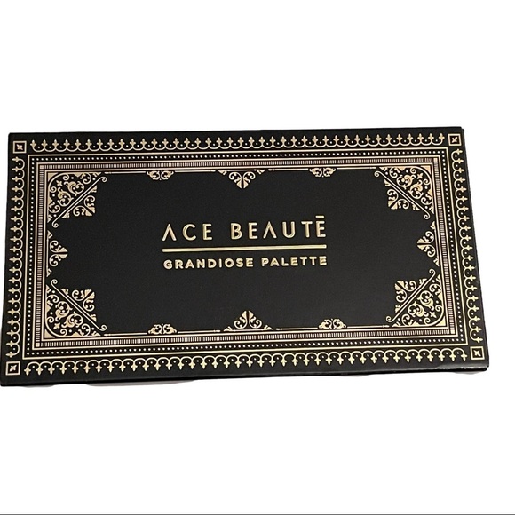 Ace Beaute Grandiose Palette - Picture 2 of 3